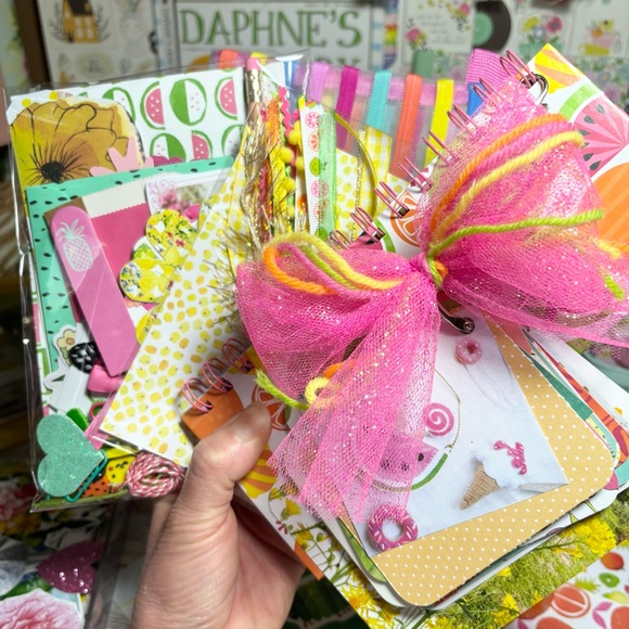 Planner Decor Supplies Scrapbook Lot Junk Journal Ring Kit Collage Ephemera - Picture 1 of 16